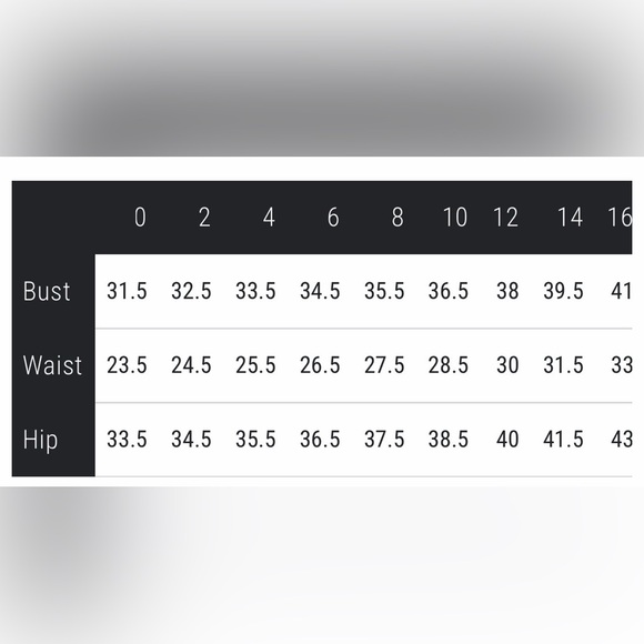 🎿Mountain Hardwear Gore-Tex Pro Pants. For your winter weather activities.
⛷️🏂 - Picture 8 of 16